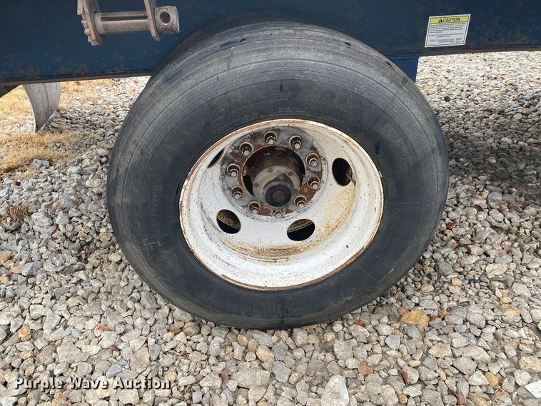 image for item DL6816 2002 Utility FS2CHA  flatbed trailer