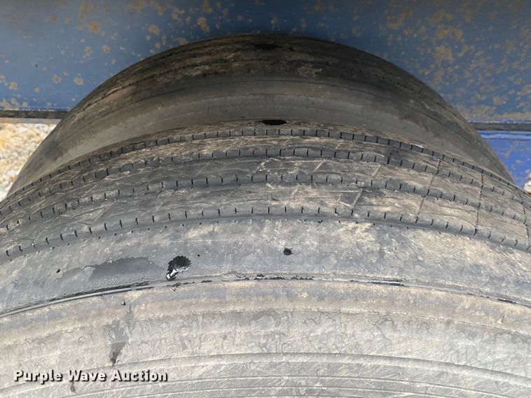 image for item DL6816 2002 Utility FS2CHA  flatbed trailer