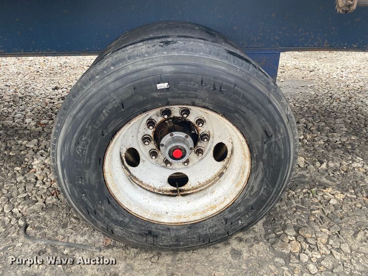 image for item DL6816 2002 Utility FS2CHA  flatbed trailer