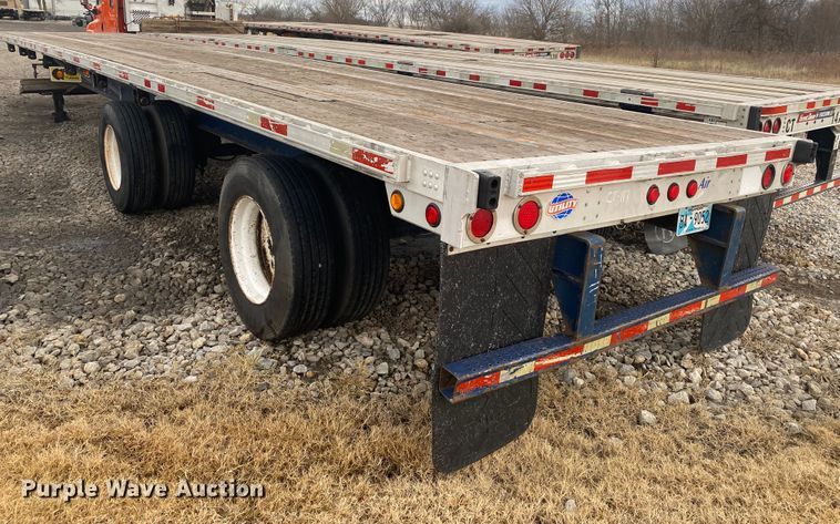 image for item DL6817 2002 Utility  flatbed trailer