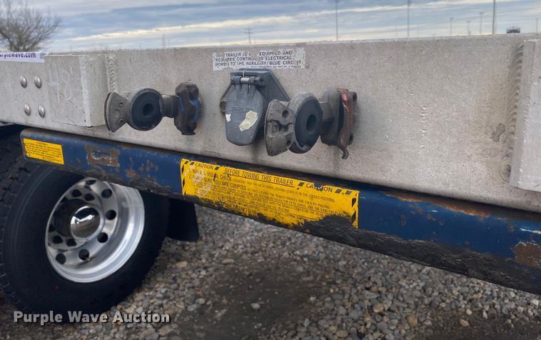 image for item DL6817 2002 Utility  flatbed trailer