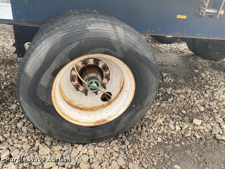 image for item DL6817 2002 Utility  flatbed trailer