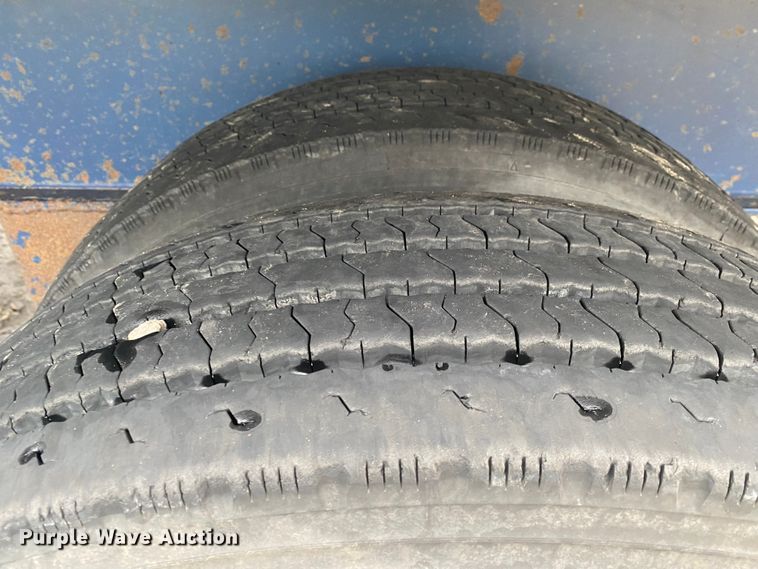 image for item DL6817 2002 Utility  flatbed trailer