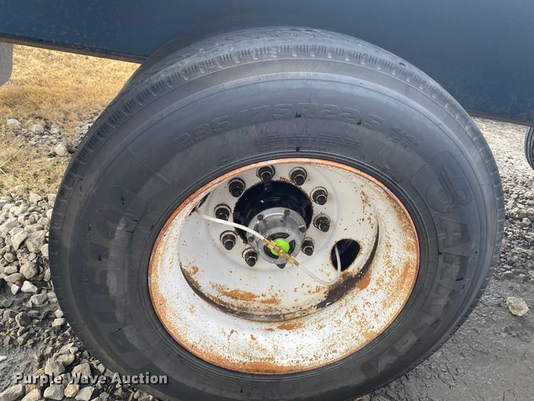 image for item DL6817 2002 Utility  flatbed trailer