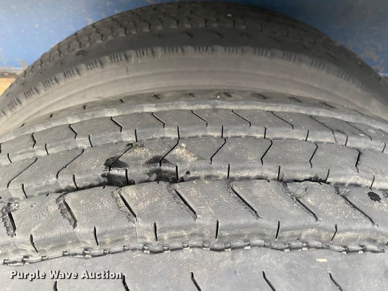 image for item DL6817 2002 Utility  flatbed trailer