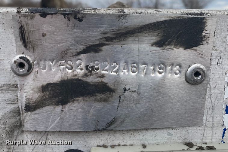 image for item DL6817 2002 Utility  flatbed trailer