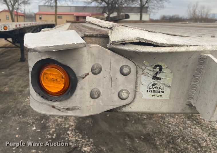 image for item DL6819 2002 Utility FS2CHA  flatbed trailer