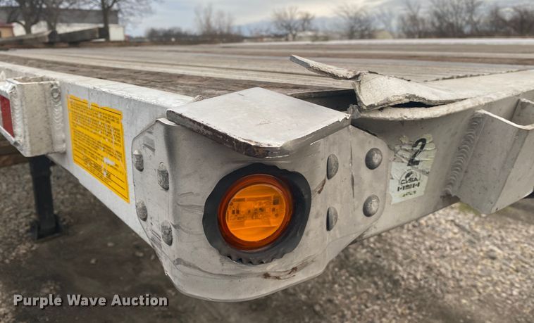 image for item DL6819 2002 Utility FS2CHA  flatbed trailer