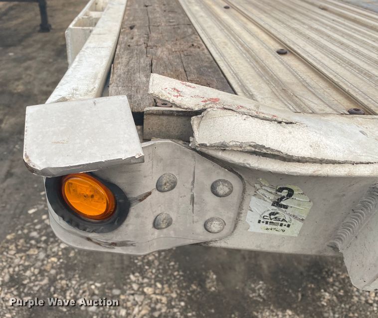 image for item DL6819 2002 Utility FS2CHA  flatbed trailer