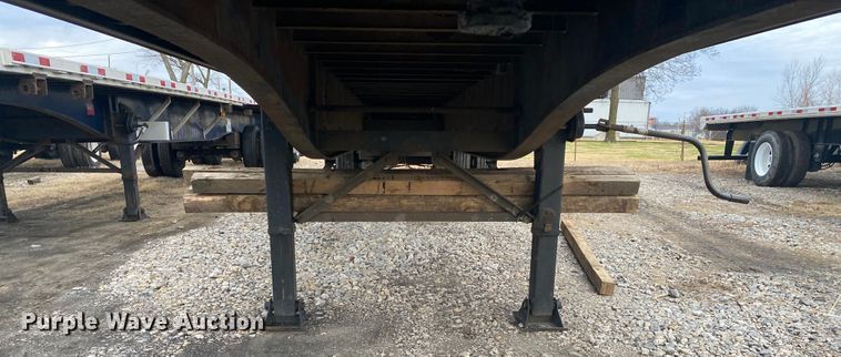 image for item DL6819 2002 Utility FS2CHA  flatbed trailer