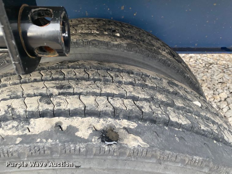 image for item DL6819 2002 Utility FS2CHA  flatbed trailer