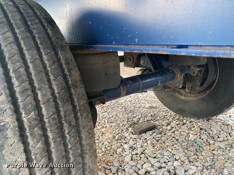 image for item DL6819 2002 Utility FS2CHA  flatbed trailer