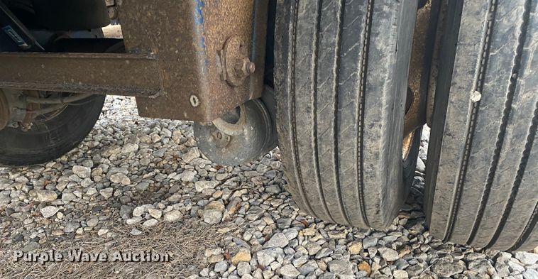 image for item DL6819 2002 Utility FS2CHA  flatbed trailer