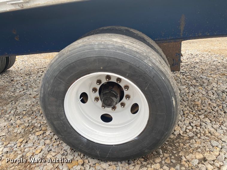 image for item DL6819 2002 Utility FS2CHA  flatbed trailer