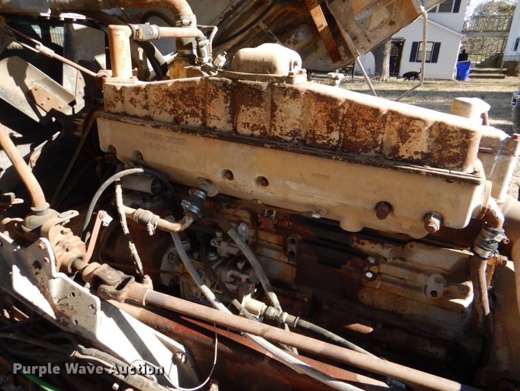 image for item DL6853 1977 Peterbilt  semi truck