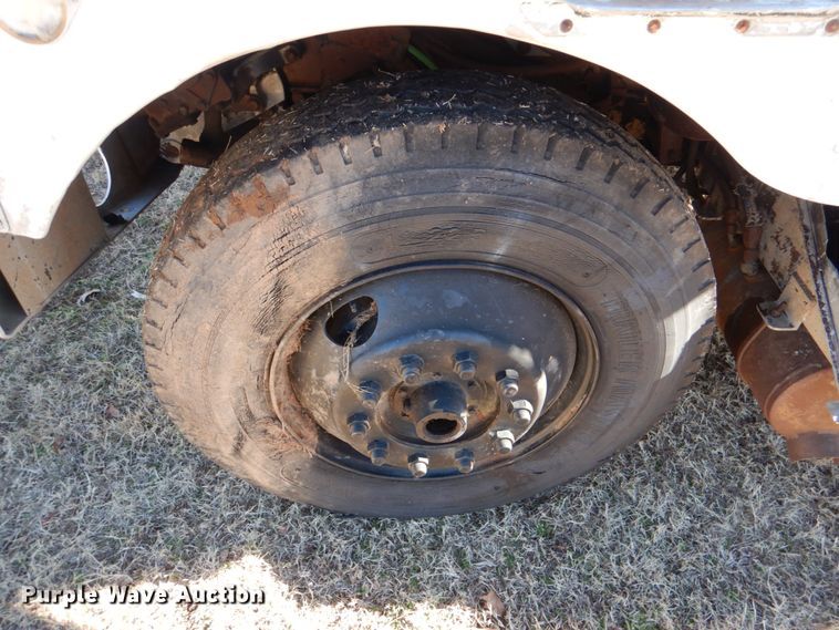 image for item DL6853 1977 Peterbilt  semi truck