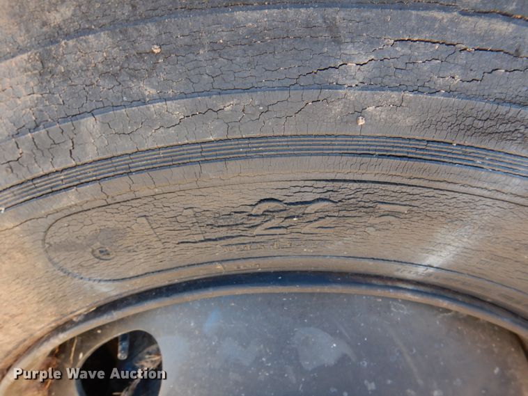 image for item DL6853 1977 Peterbilt  semi truck