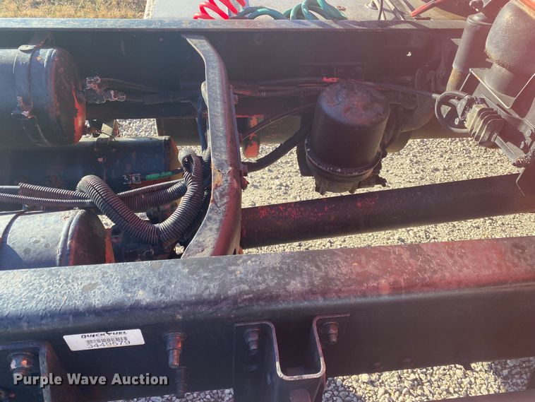 image for item DL6858 2001 Freightliner FL70  semi truck