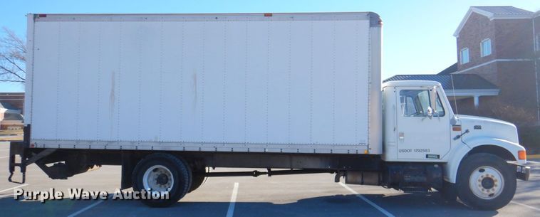 image for item DN2665 1996 International 4700  box truck