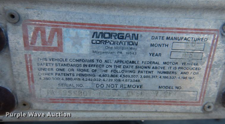 image for item DN2665 1996 International 4700  box truck