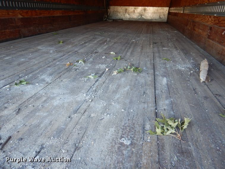 image for item DN2665 1996 International 4700  box truck