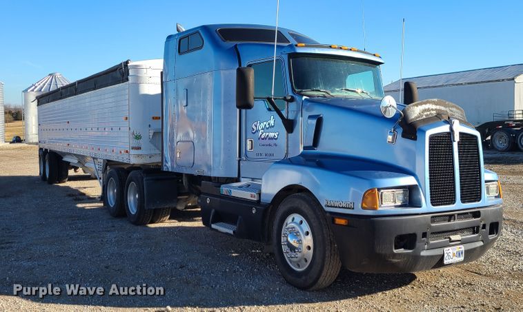 image for item GB9164 1996 Kenworth T600  semi truck