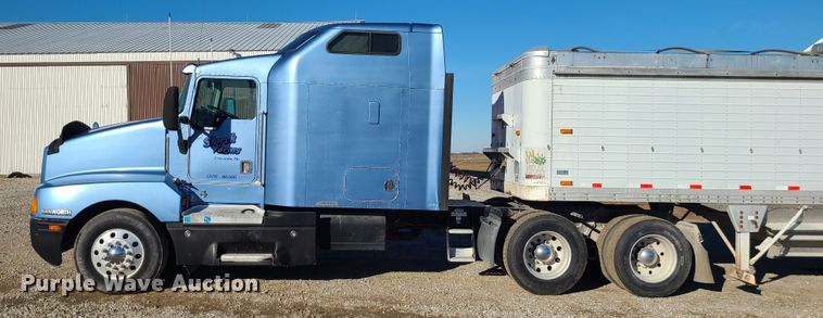 image for item GB9164 1996 Kenworth T600  semi truck