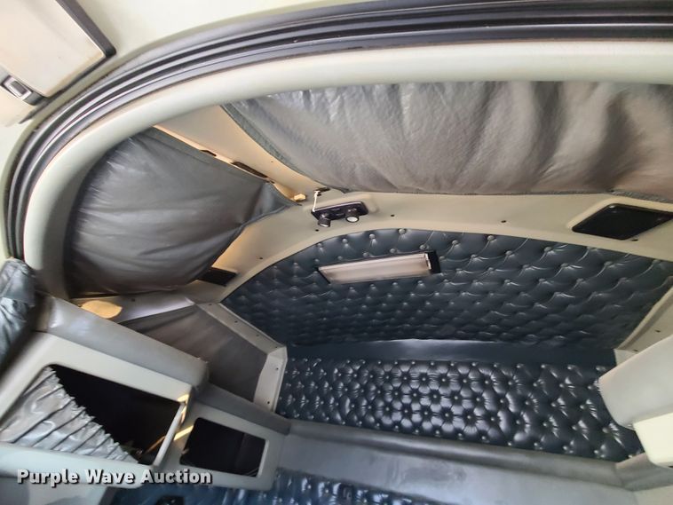 image for item GB9164 1996 Kenworth T600  semi truck