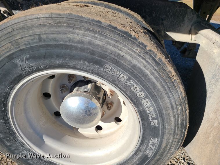 image for item GB9164 1996 Kenworth T600  semi truck