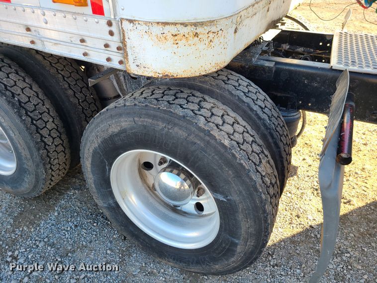 image for item GB9164 1996 Kenworth T600  semi truck