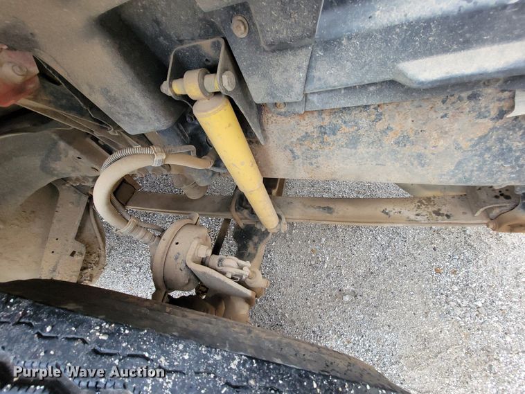 image for item HF9260 1998 Volvo VN  semi truck