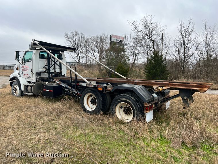 image for item ID9622 2006 Sterling LT9500  roll-off container truck
