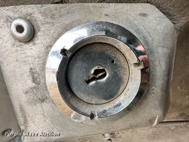 image for item ID9622 2006 Sterling LT9500  roll-off container truck