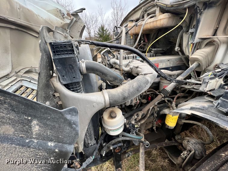 image for item ID9622 2006 Sterling LT9500  roll-off container truck