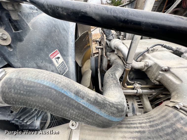 image for item ID9622 2006 Sterling LT9500  roll-off container truck