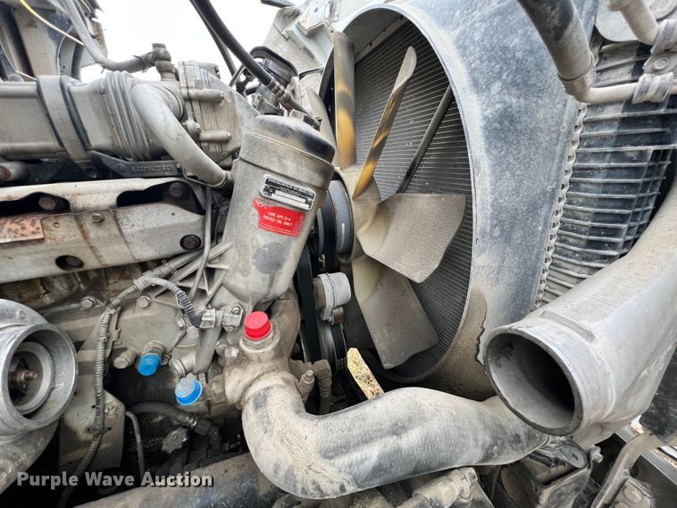 image for item ID9622 2006 Sterling LT9500  roll-off container truck