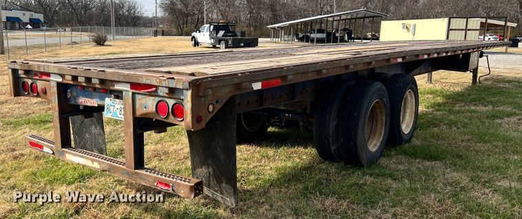 image for item ID9624 1994 Utility  flatbed trailer