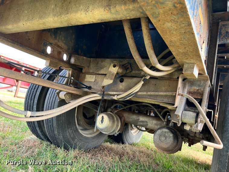 image for item ID9624 1994 Utility  flatbed trailer