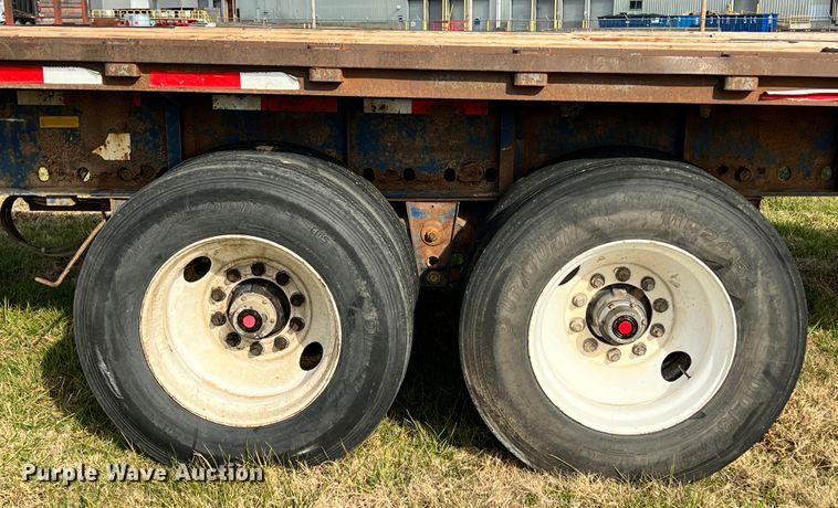 image for item ID9624 1994 Utility  flatbed trailer