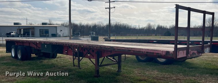image for item ID9625 1995 Transcraft TL2000  flatbed trailer