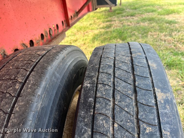 image for item ID9625 1995 Transcraft TL2000  flatbed trailer