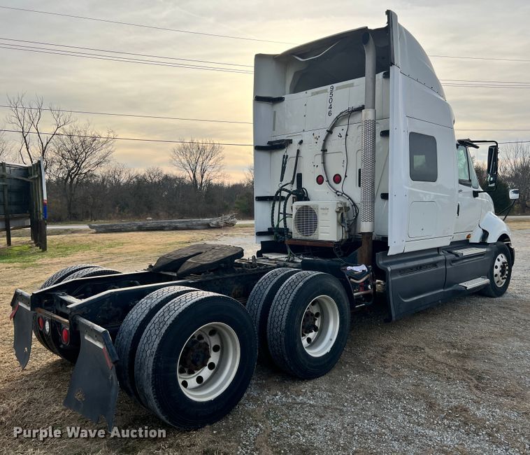 image for item ID9626 2009 International ProStar  semi truck