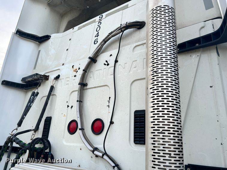 image for item ID9626 2009 International ProStar  semi truck