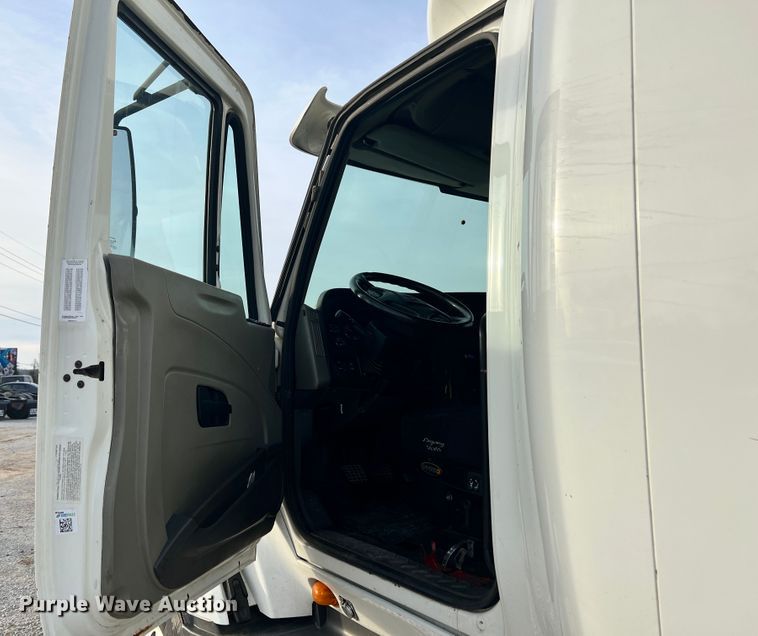 image for item ID9626 2009 International ProStar  semi truck