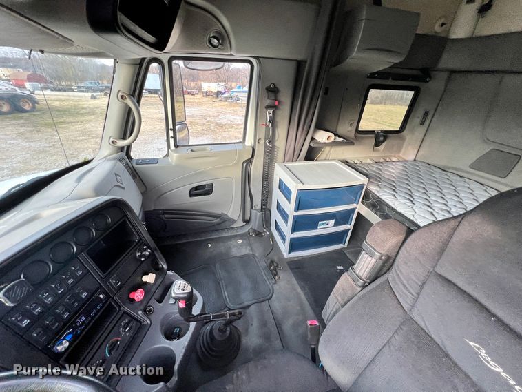 image for item ID9626 2009 International ProStar  semi truck