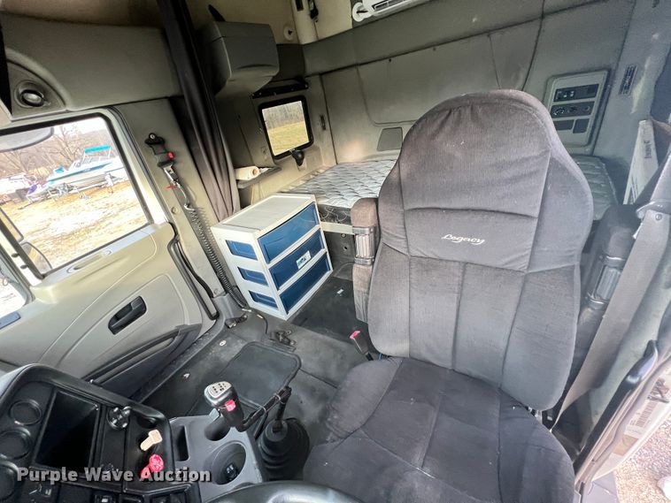 image for item ID9626 2009 International ProStar  semi truck