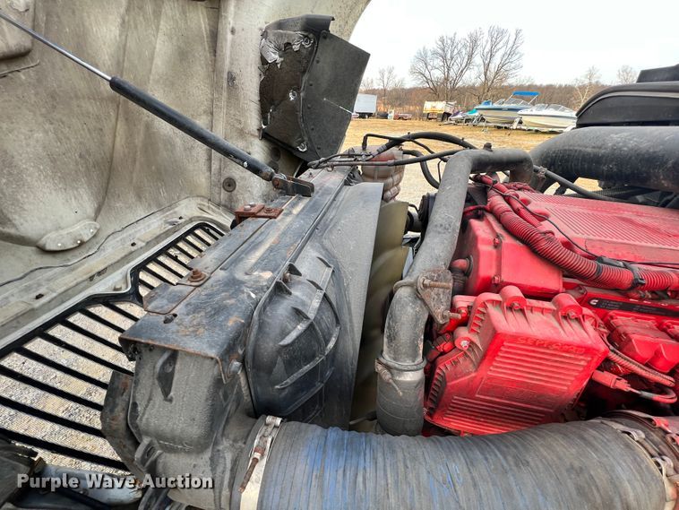 image for item ID9626 2009 International ProStar  semi truck