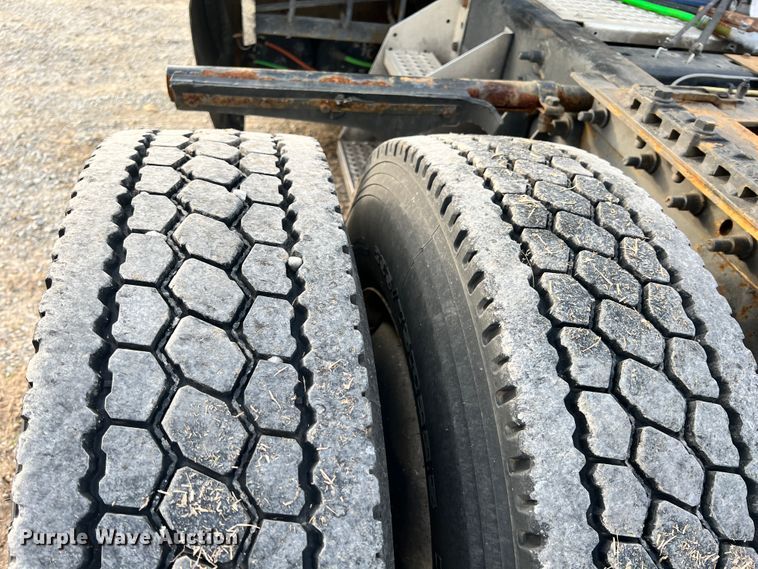 image for item ID9626 2009 International ProStar  semi truck