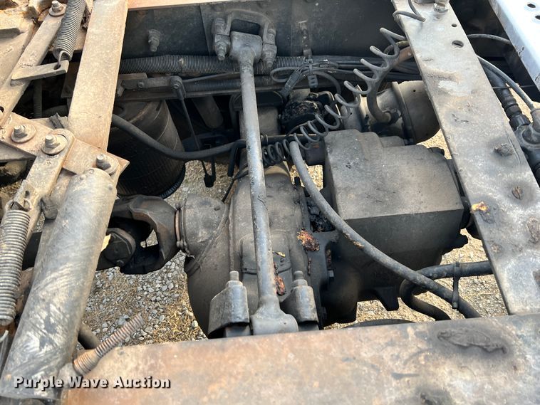 image for item ID9627 2009 International 9900i  semi truck