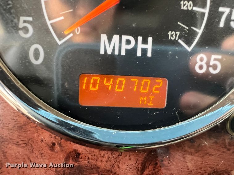 image for item ID9627 2009 International 9900i  semi truck